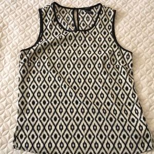 Forever 21 sleeveless blouse.
